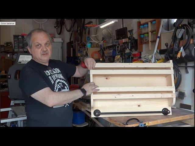 Please watch: "radio does not work and doors do not lock/unlock with the keyfob in a second generation crv fixed!