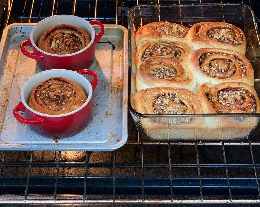 Cinnamon Rolls at Home Sweet Home 5/5