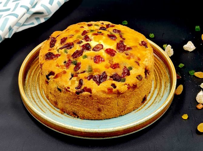 Christmas Recipes: Fruity Cake, Sweet Buns - Rediff.com