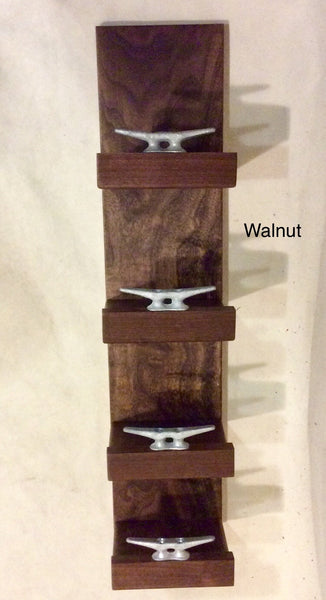 Towel rack w/4 shelves